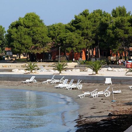 Apartments By The Sea Umag - 2528 Exteriör bild